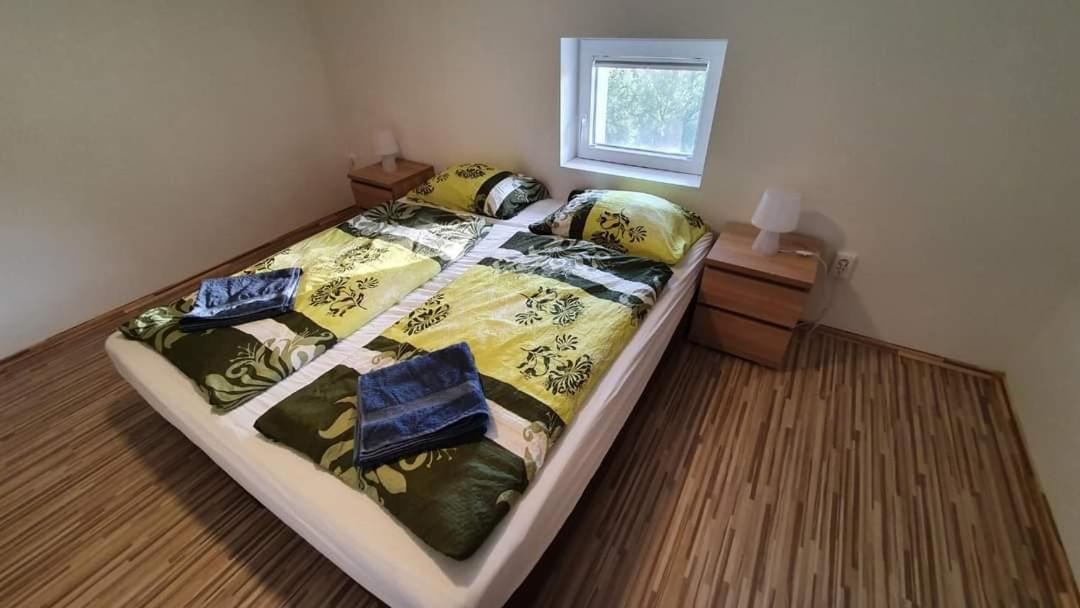 Borkuti Panzio Es Apartman Balatonszemes Bagian luar foto